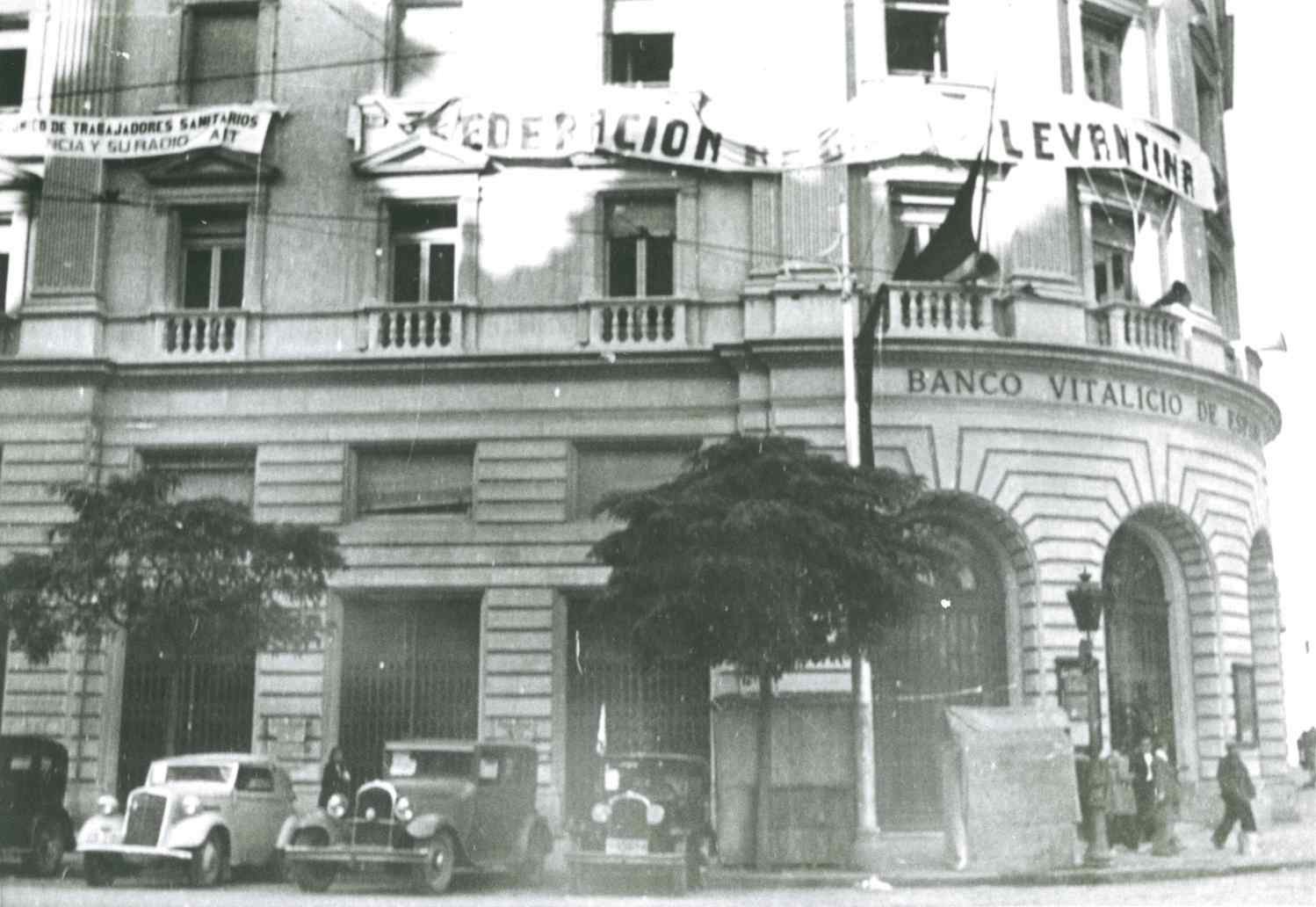 "La casa dels sindicats i de la Federació CNT" (1936)